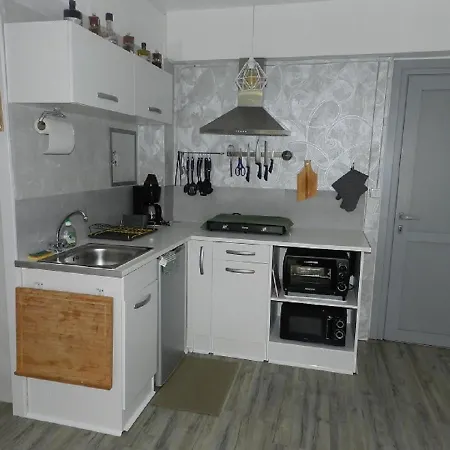 Charmant Studio La Tuilerie Apartmán Mèze