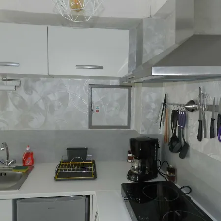 Charmant Studio La Tuilerie Apartmán Mèze